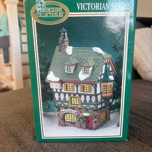 Dickens collectibles winter village Victorian House cafe like d56